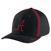 Classic99 Sideline Aerobill Swoosh Flex Cap